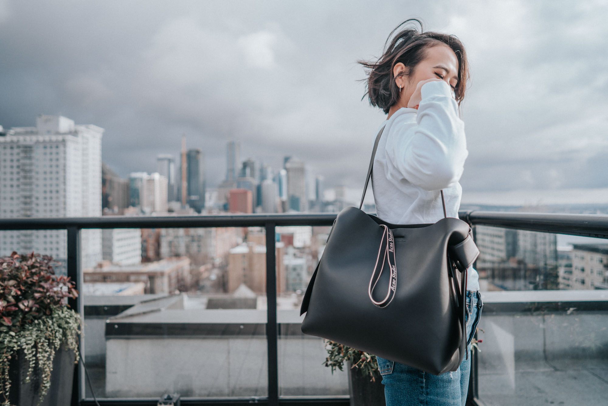 Musubi Midi Leather Tote Bag in Brown - Acne Studios