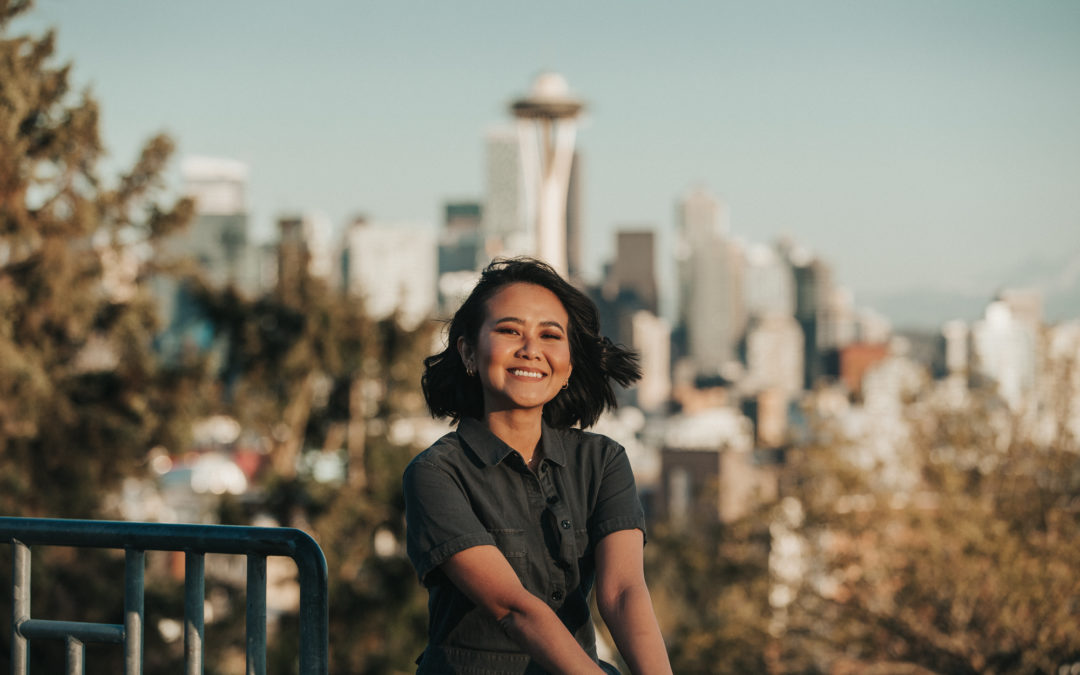 Seattle Travel Guide ft. some of the best spots to visit in 2022 including iconic must-visit places, best restaurants, cool parks, easy hikes that you can do within an hour or two from Seattle