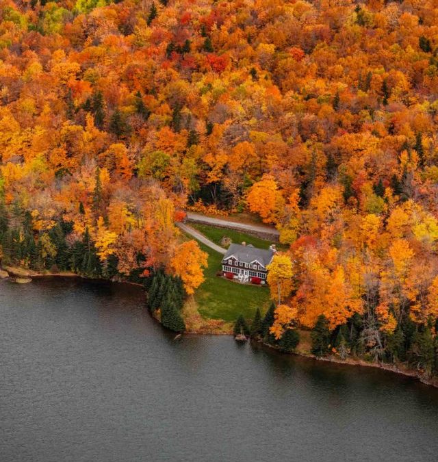 BEST STOPS FOR FALL FOLIAGE ROAD TRIP  IN VERMONT &  NEW HAMPSHIRE