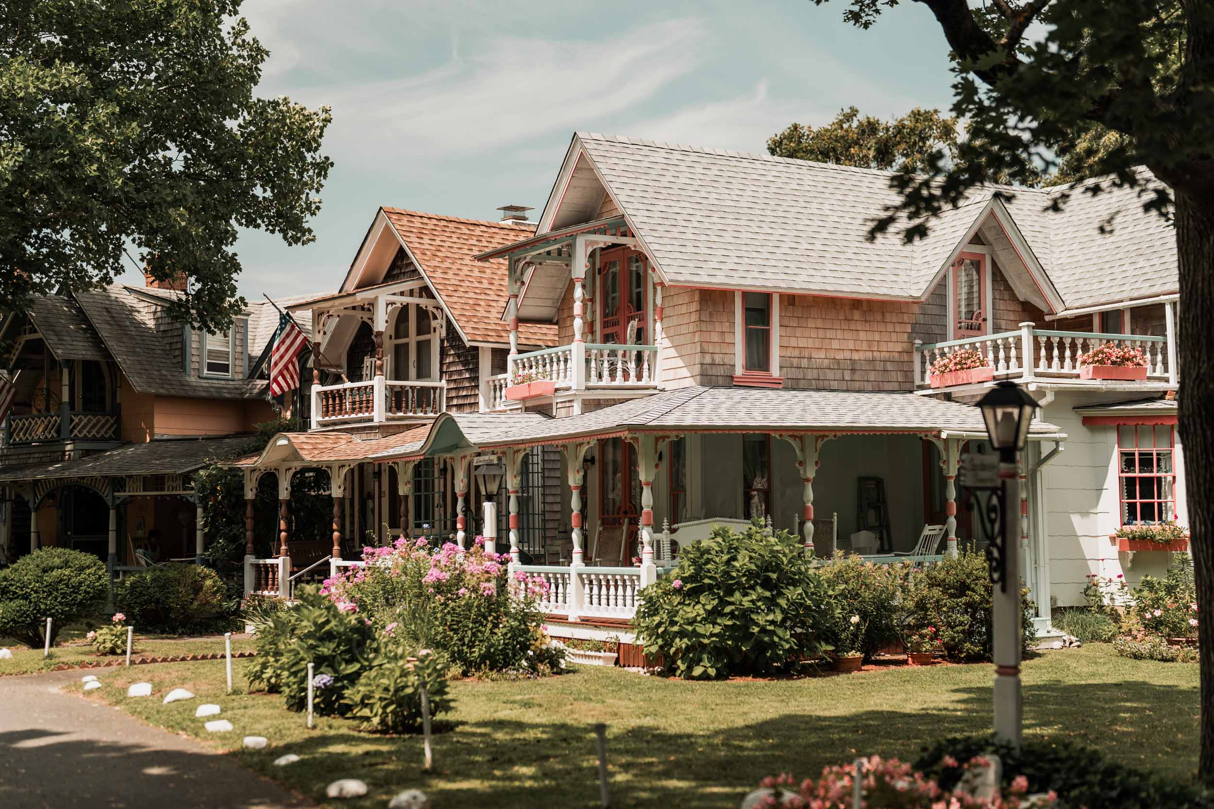 Style-Senses-An-Trieu-The-Row-Marthas-Vineyard-Oak-Bluff-Edgartown-Aquinnah-New-England gingerbread cottages